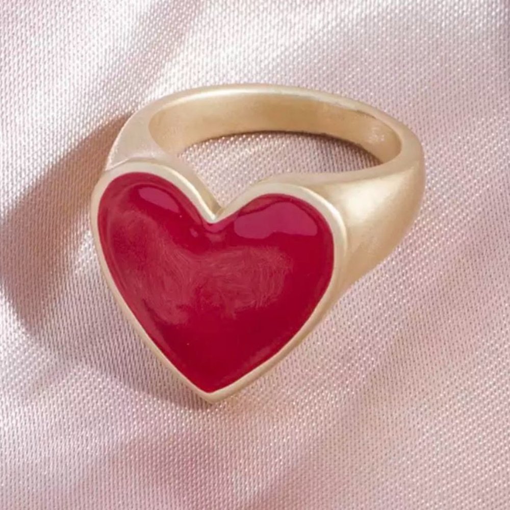 Red heart ring  ❤️
